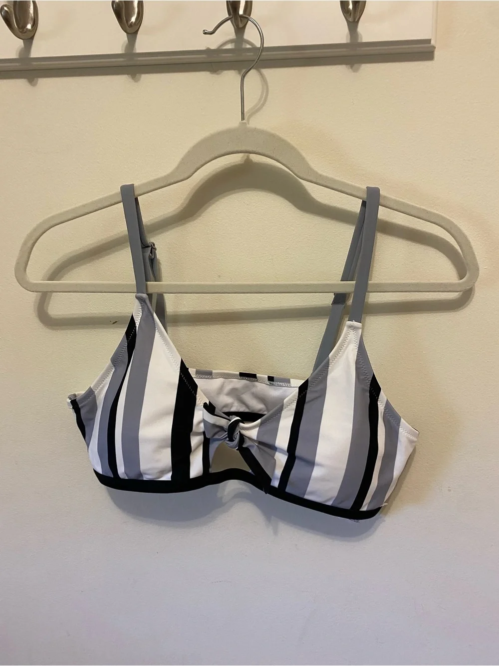 Cupshe XL Striped Tie-Front Bikini Set in White, Black & Gray